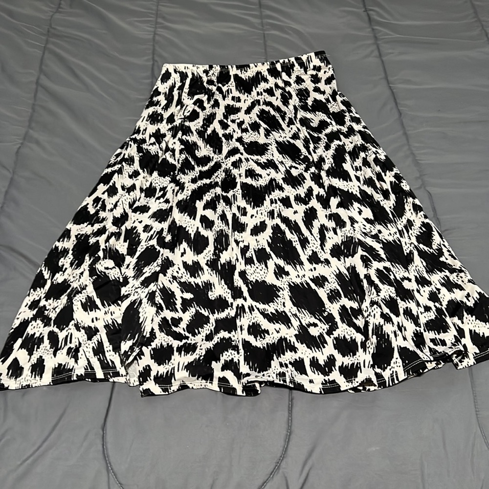 Lularoe Jennifer skirt